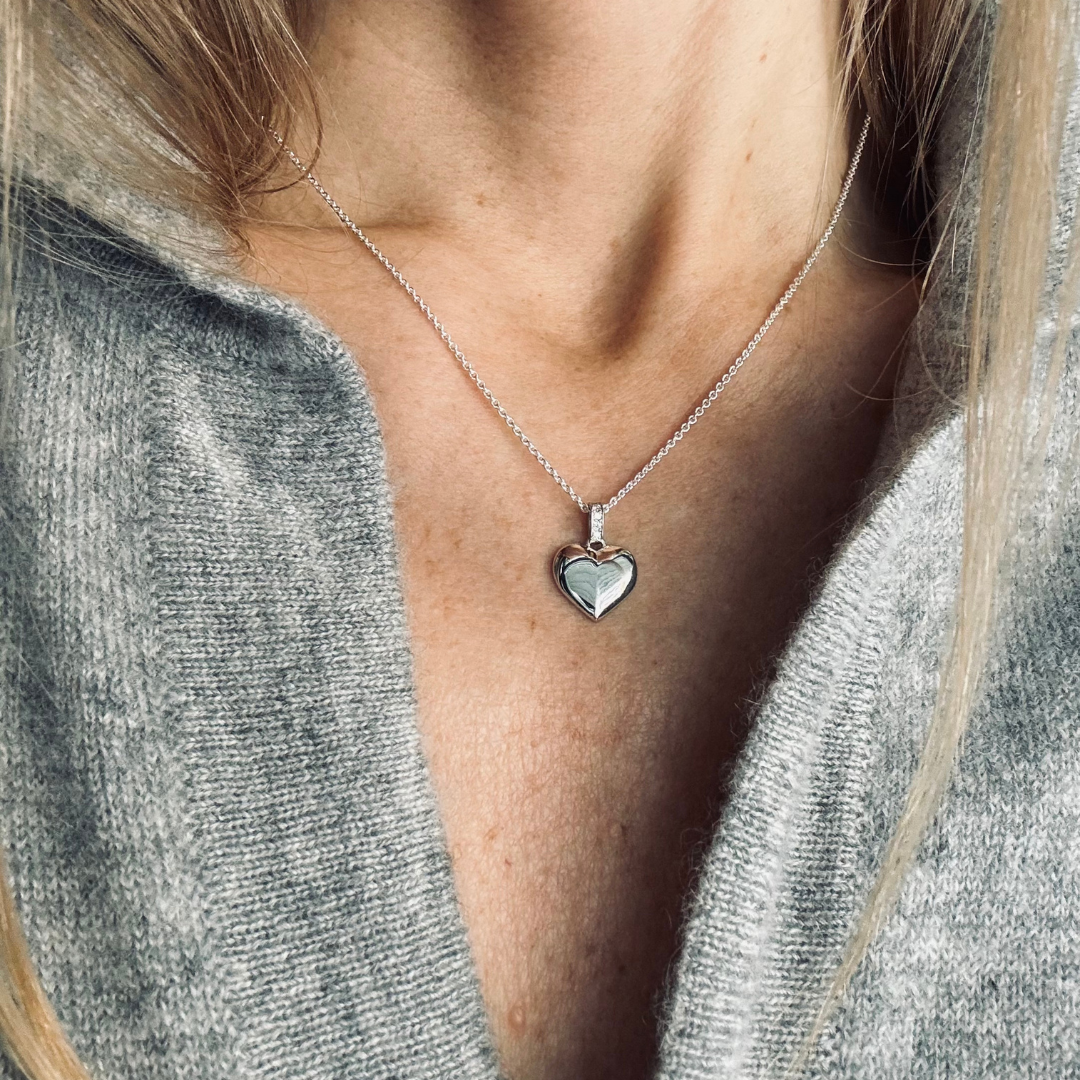 RED LABEL HAPPY HEART